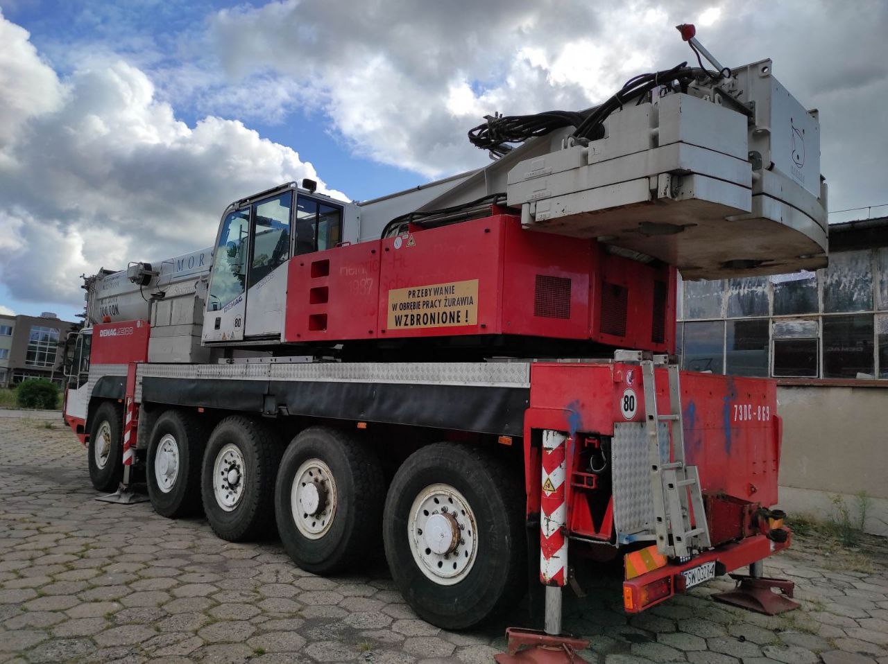 Вантажний кран Demag AC 100